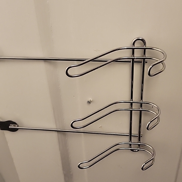 3 Hook Over-Door Rack - Picture 2 of 2